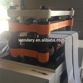 革新的な散熱器のフィンマシン 熱伝送効率の向上 自動発電所の船のためのフィンスタンピングプレス