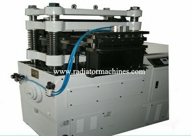 アルミニウム ラジエーターのひれを押して広い120 SPMの平らなひれ最高の500mmを機械で造って下さい